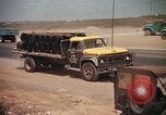 Immagine di Autostrada security Long Binh Vietnam, 1970, secondo 54 filmato di repertorio 65675023712