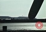 Image Ramp et aérogare de l'aéroport Nhut Tan Fils Saigon Vietnam, 1970, de la seconde 10 séquences d'archives historiques vidéo 65675023714
