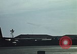 Image Ramp et aérogare de l'aéroport Nhut Tan Fils Saigon Vietnam, 1970, de la seconde 47 séquences d'archives historiques vidéo 65675023714