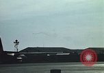 Image Ramp et aérogare de l'aéroport Nhut Tan Fils Saigon Vietnam, 1970, de la seconde 52 séquences d'archives historiques vidéo 65675023714