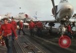Image USS Coral Sea sud de la mer de Chine du Sud, 1967, de la seconde 5 séquences d'archives historiques vidéo 65675023715