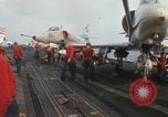 Image USS Coral Sea sud de la mer de Chine du Sud, 1967, de la seconde 12 séquences d'archives historiques vidéo 65675023715