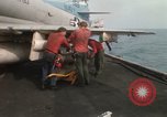 Image USS Coral Sea sud de la mer de Chine du Sud, 1967, de la seconde 23 séquences d'archives historiques vidéo 65675023715