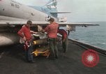 Image USS Coral Sea sud de la mer de Chine du Sud, 1967, de la seconde 29 séquences d'archives historiques vidéo 65675023715