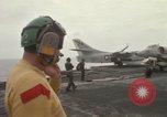 Image USS Coral Sea sud de la mer de Chine du Sud, 1967, de la seconde 50 séquences d'archives historiques vidéo 65675023715