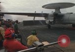 Image USS Coral Sea sud de la mer de Chine du Sud, 1967, de la seconde 56 séquences d'archives historiques vidéo 65675023715