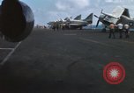 Standbild Aktivitäten an Bord der USS Constellation (CVA-64) während des Vietnam Krieges South China Sea, 1967, aus Sekunde 12 historischem Filmmaterial Videoclip 65675023717