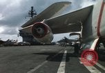Standbild Aktivitäten an Bord der USS Constellation (CVA-64) während des Vietnam Krieges South China Sea, 1967, aus Sekunde 33 historischem Filmmaterial Videoclip 65675023717