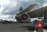 Standbild Aktivitäten an Bord der USS Constellation (CVA-64) während des Vietnam Krieges South China Sea, 1967, aus Sekunde 35 historischem Filmmaterial Videoclip 65675023717