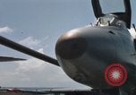 Standbild Aktivitäten an Bord der USS Constellation (CVA-64) während des Vietnam Krieges South China Sea, 1967, aus Sekunde 44 historischem Filmmaterial Videoclip 65675023717