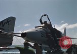 Standbild Aktivitäten an Bord der USS Constellation (CVA-64) während des Vietnam Krieges South China Sea, 1967, aus Sekunde 53 historischem Filmmaterial Videoclip 65675023717