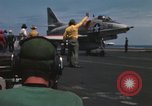 Standbild Kampfflugzeuge eingeleitet von USS Constellation (CVA-64) South China Sea, 1967, aus Sekunde 35 historischem Filmmaterial Videoclip 65675023718