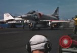 Standbild Kampfflugzeuge eingeleitet von USS Constellation (CVA-64) South China Sea, 1967, aus Sekunde 41 historischem Filmmaterial Videoclip 65675023718