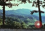 Image huttes en Harlan Harlan Kentucky USA, 1942, de la seconde 18 séquences d'archives historiques vidéo 65675023722