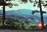 Image huttes en Harlan Harlan Kentucky USA, 1942, de la seconde 22 séquences d'archives historiques vidéo 65675023722