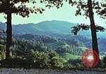 Image huttes en Harlan Harlan Kentucky USA, 1942, de la seconde 24 séquences d'archives historiques vidéo 65675023722
