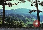 Image huttes en Harlan Harlan Kentucky USA, 1942, de la seconde 25 séquences d'archives historiques vidéo 65675023722