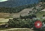 Image huttes en Harlan Harlan Kentucky USA, 1942, de la seconde 54 séquences d'archives historiques vidéo 65675023722