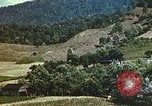 Image huttes en Harlan Harlan Kentucky USA, 1942, de la seconde 55 séquences d'archives historiques vidéo 65675023722
