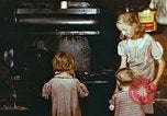 Standbild Koch Stove in Harlan Harlan Kentucky USA, 1942, aus Sekunde 31 historischem Filmmaterial Videoclip 65675023723