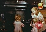 Standbild Koch Stove in Harlan Harlan Kentucky USA, 1942, aus Sekunde 32 historischem Filmmaterial Videoclip 65675023723