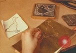 Standbild erwachsenen Handwerk Klasse Harlan Kentucky USA, 1942, aus Sekunde 35 historischem Filmmaterial Videoclip 65675023731