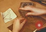 Standbild erwachsenen Handwerk Klasse Harlan Kentucky USA, 1942, aus Sekunde 38 historischem Filmmaterial Videoclip 65675023731