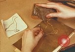 Standbild erwachsenen Handwerk Klasse Harlan Kentucky USA, 1942, aus Sekunde 44 historischem Filmmaterial Videoclip 65675023731