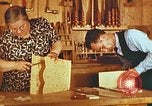 Standbild aus Holz Kunst Harlan Kentucky USA, 1942, aus Sekunde 5 historischem Filmmaterial Videoclip 65675023732