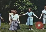 Immagine di Donne che danzano Harlan Kentucky USA, 1942, secondo 5 filmato di repertorio 65675023733