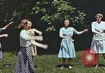 Immagine di Donne che danzano Harlan Kentucky USA, 1942, secondo 10 filmato di repertorio 65675023733