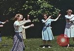 Immagine di Donne che danzano Harlan Kentucky USA, 1942, secondo 12 filmato di repertorio 65675023733