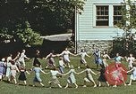 Immagine di Donne che danzano Harlan Kentucky USA, 1942, secondo 20 filmato di repertorio 65675023733