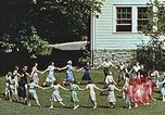Immagine di Donne che danzano Harlan Kentucky USA, 1942, secondo 25 filmato di repertorio 65675023733