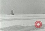 Image ice bateaux Lake George New York USA, 1916, de la seconde 6 séquences d'archives historiques vidéo 65675023766