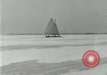 Image ice bateaux Lake George New York USA, 1916, de la seconde 8 séquences d'archives historiques vidéo 65675023766