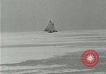 Image ice bateaux Lake George New York USA, 1916, de la seconde 24 séquences d'archives historiques vidéo 65675023766