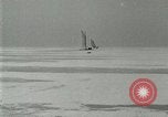 Image ice bateaux Lake George New York USA, 1916, de la seconde 37 séquences d'archives historiques vidéo 65675023766