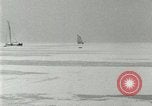 Image ice bateaux Lake George New York USA, 1916, de la seconde 38 séquences d'archives historiques vidéo 65675023766