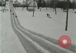 Immagine di Slittino Lake George New York USA, 1916, secondo 9 filmato di repertorio 65675023767