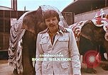 Standbild Ringling Brothers Barnum Bailey Circus Nashville Tennessee USA, 1977, aus Sekunde 45 historischem Filmmaterial Videoclip 65675023769
