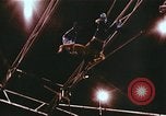 Immagine di Trapezio Gaonas artisti nel circus Nashville Tennessee USA, 1977, secondo 23 filmato di repertorio 65675023775