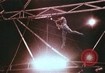 Immagine di Trapezio Gaonas artisti nel circus Nashville Tennessee USA, 1977, secondo 59 filmato di repertorio 65675023775