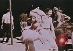 Immagine di Gli studenti che studiano per diventare un professionista clown Venice Florida United States USA, 1977, secondo 4 filmato di repertorio 65675023776