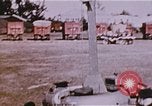 Immagine di Gli studenti che studiano per diventare un professionista clown Venice Florida United States USA, 1977, secondo 23 filmato di repertorio 65675023776