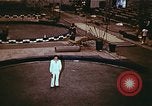 Standbild Ende des Ringling Brothers Barnum & Bailey Circus einrücken Nashville Tennessee USA, 1977, aus Sekunde 17 historischem Filmmaterial Videoclip 65675023780