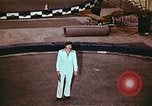 Standbild Ende des Ringling Brothers Barnum & Bailey Circus einrücken Nashville Tennessee USA, 1977, aus Sekunde 22 historischem Filmmaterial Videoclip 65675023780