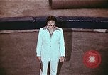 Standbild Ende des Ringling Brothers Barnum & Bailey Circus einrücken Nashville Tennessee USA, 1977, aus Sekunde 26 historischem Filmmaterial Videoclip 65675023780