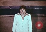 Standbild Ende des Ringling Brothers Barnum & Bailey Circus einrücken Nashville Tennessee USA, 1977, aus Sekunde 43 historischem Filmmaterial Videoclip 65675023780