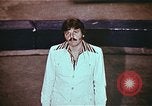 Standbild Ende des Ringling Brothers Barnum & Bailey Circus einrücken Nashville Tennessee USA, 1977, aus Sekunde 57 historischem Filmmaterial Videoclip 65675023780